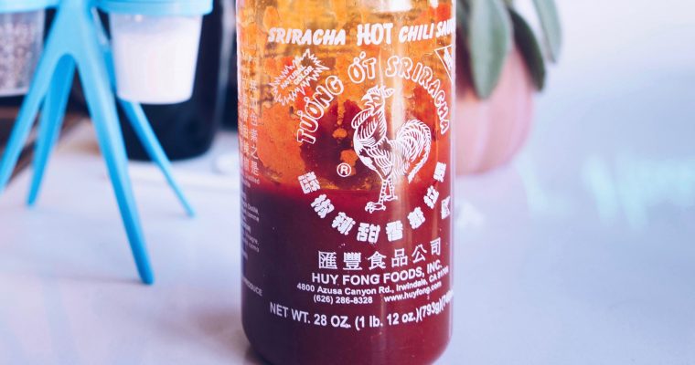 Sriracha sous vir Buffalo wings